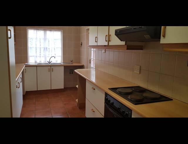 3 BEDROOM GATED ESTATE TO LET IN LINCOLN MEADE